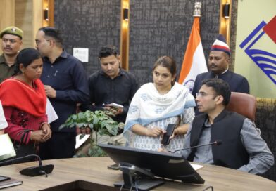 पुत्रवधु द्वारा प्रताड़ित बुजुर्ग दम्पति; डीएम ने दर्ज कराया भरणपोषण एक्ट वाद; फैसला जल्द