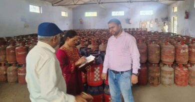 जिला आपूर्ति विभाग की बड़ी कार्रवाई, अवैध गैस रिफिलिंग का किया खुलासा
