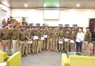 उत्कृष्ट कार्य करने वाले पुलिस कर्मियों को एसएसपी दून ने किया सम्मानित