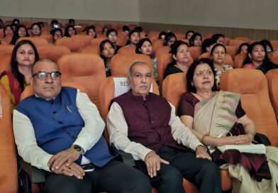 लेखक गाँव की सृजनधारा से सजी ‘स्वयंदीपा’: विरासत कला उत्सव में प्रेम, संघर्ष और पुनर्जन्म की भावपूर्ण गाथा