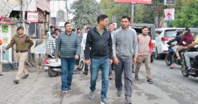 डीएम दून ने किया मार्गों के रेस्टोरेशन कार्यों का निरीक्षण