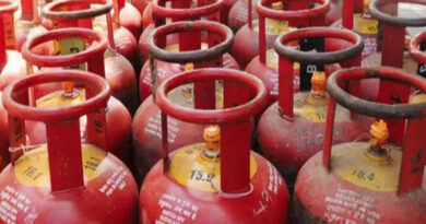 डीएम देहरादून की अध्यक्षता में घरेलू गैस कालाबाजारी, जमाखोरी रोकने हेतू  हुआ कंट्रोल रूम स्थापित