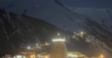 केदारनाथ में पटाखे जलाकर धाम की पवित्रता भंग करने पर अभियोग पंजीकृत