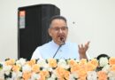 हरबंश कपूर मेमोरियल हॉल में आयोजित कार्यक्रम में शामिल हुए मंत्री गणेश जोशी