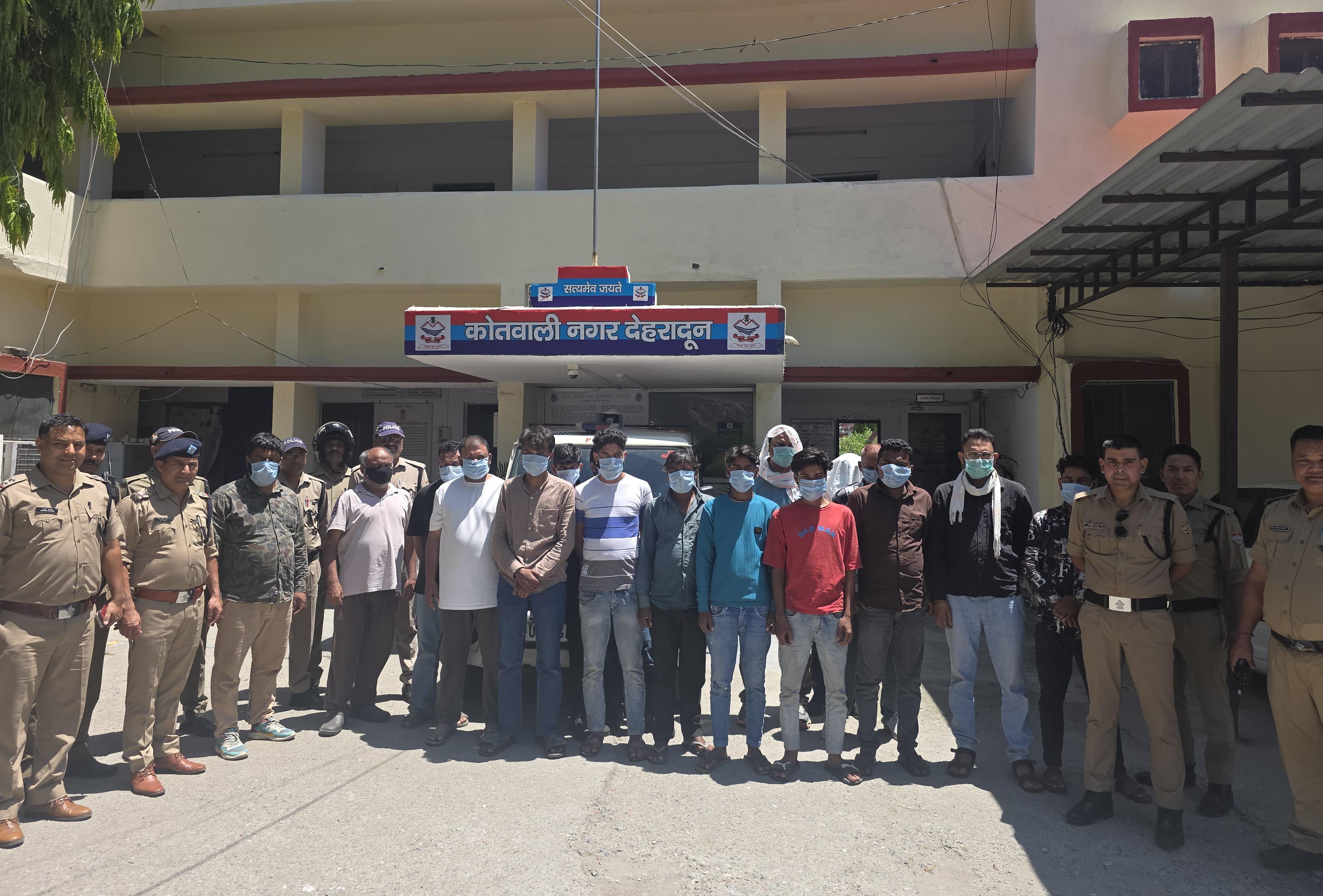 ऑपरेशन प्रहार” के तहत जुआरियों पर दून पुलिस की सर्जिकल स्ट्राइक