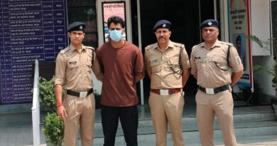 विक्रम शर्मा हत्याकाण्ड में फरार चल रहा 01 लाख रु० का ईनामी अभियुक्त चढ़ा पुलिस के हत्थे