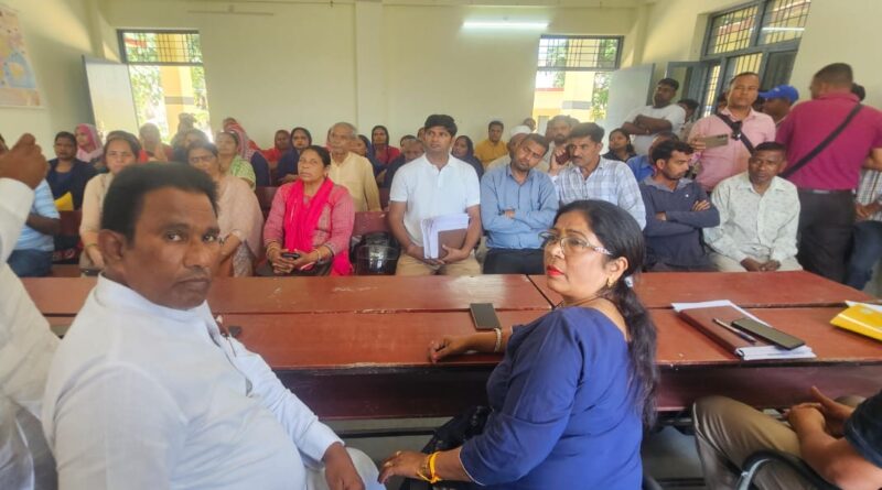 उपाध्यक्ष देशराज कर्णवाल ने तांशीपुर व दहियाकि में जनसमस्याएं सुनीं