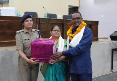 पुलिस लाइन देहरादून में हुआ सेवानिवृत्त पुलिस कर्मियों के विदाई समारोह का आयोजन