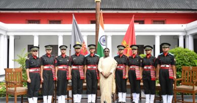 राष्ट्रपति द्रौपदी मुर्मु ने IMA पासिंग आउट परेड का निरीक्षण किया