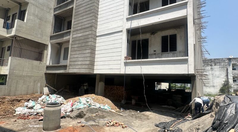 अवैध निर्माणों पर एमडीडीए का बड़ा वार, कुल्हान और चन्द्रवनी में चार भवन सील