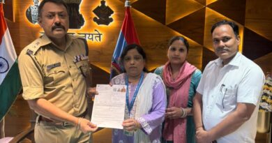 लोकतंत्र को मजबूत करने के लिए पुलिस अधीक्षक नवनीत सिंह भुल्लर ने भरा गणना फार्म