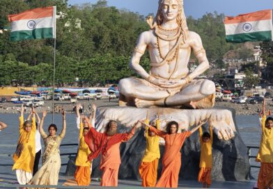 गंगोत्री से गंगासागर योग अभियान के तहत परमार्थ निकेतन में गूंजा योग का संदेश