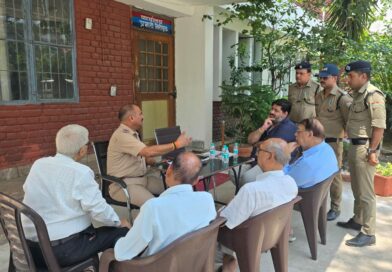 दून पुलिस ने सीनियर सिटीजन के साथ किया गोष्ठी का आयोजन