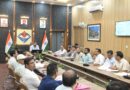 त्रिवेणी घाट से गंगा कॉरिडोर तक: अर्द्धकुंभ-2027 की परियोजनाओं पर डीएम ने की विस्तृत समीक्षा