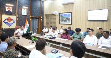 जनता की सुविधा सर्वाेपरि, विकास कार्यों में नहीं होगी किसी प्रकार की ढिलाई-डीएम दून 