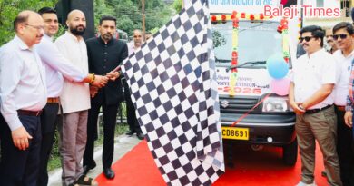 मतदाता सूची के विशेष पुनरीक्षण को जन आंदोलन बनाने की अपील, डीएम दून ने रवाना किए जागरूकता रथ
