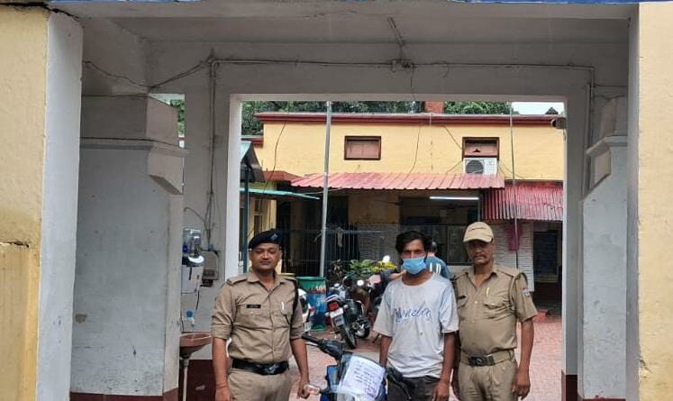 वाहन चोरी की घटना का दून पुलिस में किया खुलासा