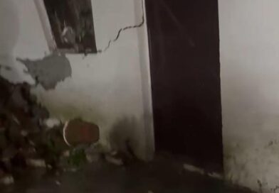 बारिश से पुश्ता ढहा, चार-पांच मकान क्षतिग्रस्त डीएम रात में ही मौके पर पहुंचे