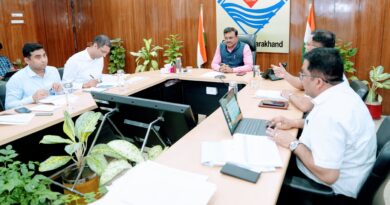 मुख्य सचिव आनंद वर्धन ने शहरी विकास विभाग की समीक्षा की