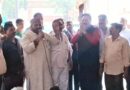 नगर निगम देहरादून सफाई कर्मचारियों के धरने के बीच पहुँचे अशोक वर्मा