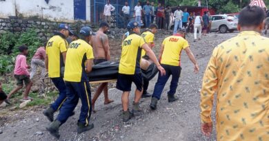 देहरादून सहस्त्रधारा नदी में डूबे युवक का SDRF ने किया सफल रेस्क्यू