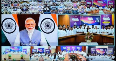 भ्रमण से भ्रम मिटते हैं, सीमांत गांव देश के प्रहरी भी हैं और पहला पड़ाव भी’-प्रधानमंत्री मोदी