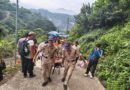 नीलकंठ पैदल मार्ग पर घायल श्रद्धालु के लिए देवदूत बनी पुलिस टीम