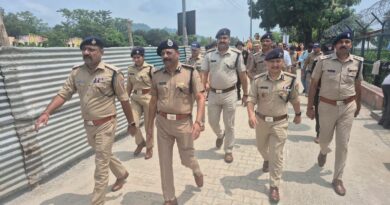 IG एसटीएफ और DIG लॉ एंड ऑर्डर ने हरिद्वार में कांवड़ मेला सुरक्षा व्यवस्थाओं का निरीक्षण किया