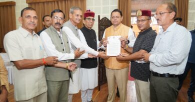 विधायक पुरोला दुर्गेश्वर लाल ने की सीएम धामी से भेंट