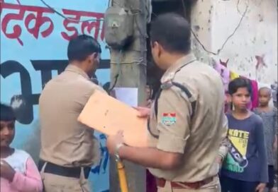 ढोल- नगाड़ो के साथ अपराधियों की पोल खोलती दून पुलिस