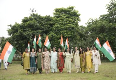 स्पर्श हिमालय विश्वविद्यालय में हर्षोल्लास के साथ मनाया गया स्वतंत्रता दिवस समारोह