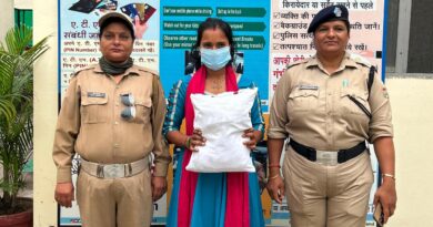 मादक पदार्थो की तस्करी में लिप्त एक महिला नशा तस्कर को दून पुलिस ने किया गिरफ्तार