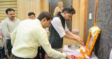 डीएम देहरादून डॉ. आशीष चौहान ने पं. गोविंद बल्लभ पंत की 139वीं जयंती पर दी श्रद्धांजलि