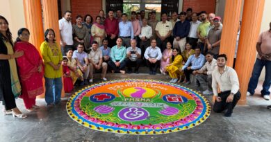 मुख्य चिकित्सा अधिकारी कार्यालय देहरादून में मनाया गया सेवा संकल्प अभियान, रंगोली बनाकर दीये जलाए