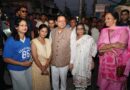 मुख्यमंत्री धामी को देखने उमड़े लोग, सीएम धामी ने प्रोटोकॉल से इतर आमजन के बीच पहुंचकर साझा की आत्मीयता