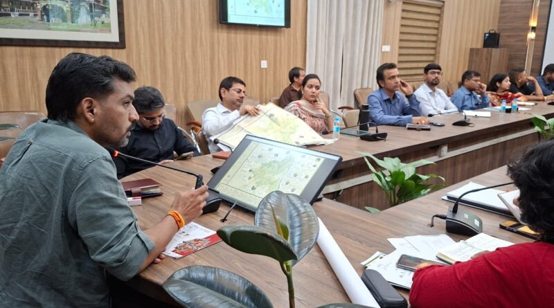 विरासत के संरक्षण के साथ होगा देहरादून का सुनियोजित विकास- डीएम देहरादून