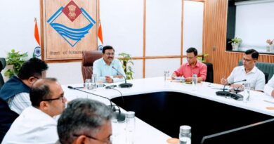 मुख्य सचिव ने जिलाधिकारियों के साथ वीडियो कॉन्फ्रेंसिंग के माध्यम से की समीक्षा बैठक