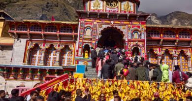 श्री बदरीनाथ धाम स्थित ब्रह्मकपाल तीर्थ में सर्व पितृ अमावस्या पर पितृ पक्ष का हुआ समापन