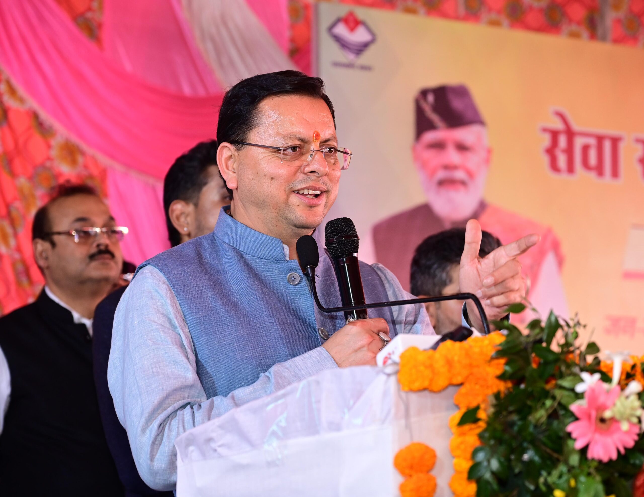 जनसमस्याओं का समयबद्ध समाधान सुनिश्चित करें अधिकारी- मुख्यमंत्री धामी