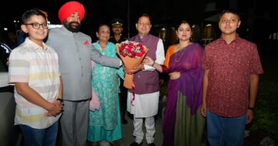 राज्यपाल लेफ्टिनेंट जनरल गुरमीत सिंह के विदाई समारोह में शामिल हुए मुख्यमंत्री पुष्कर सिंह धामी