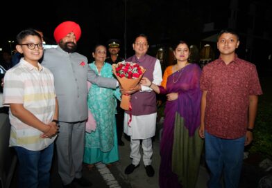 राज्यपाल लेफ्टिनेंट जनरल गुरमीत सिंह के विदाई समारोह में शामिल हुए मुख्यमंत्री पुष्कर सिंह धामी