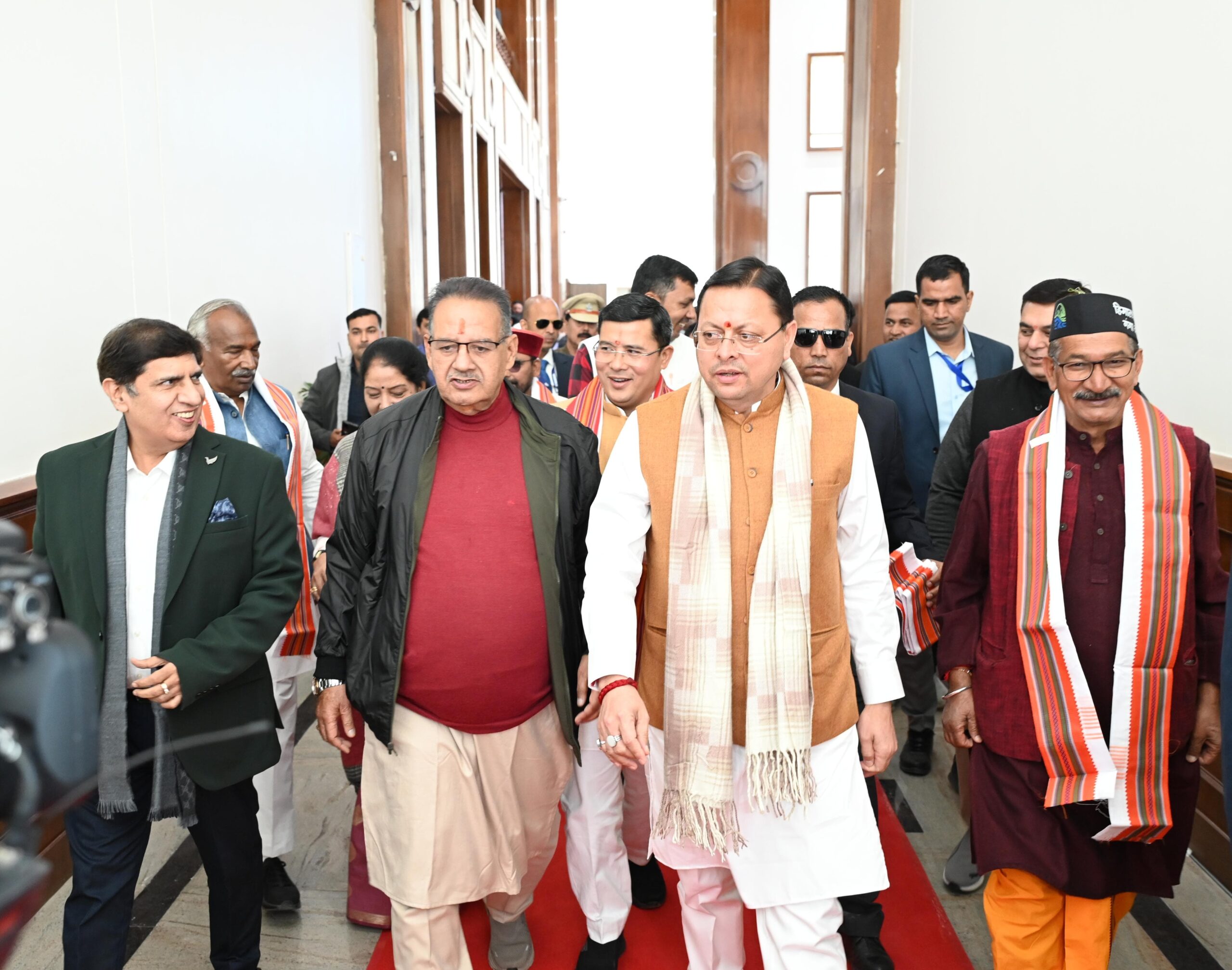 मुख्यमंत्री ने विधानसभा में पूर्व मुख्यमंत्री स्वर्गीय मेजर जनरल भुवन चन्द्र खण्डूड़ी को दी भावभीनी श्रद्धांजलि