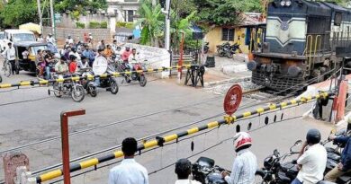 देहरादून विधानसभा समीप रेलवे क्रॉसिंग इन दिनों रहेगा पूर्णतः बंद